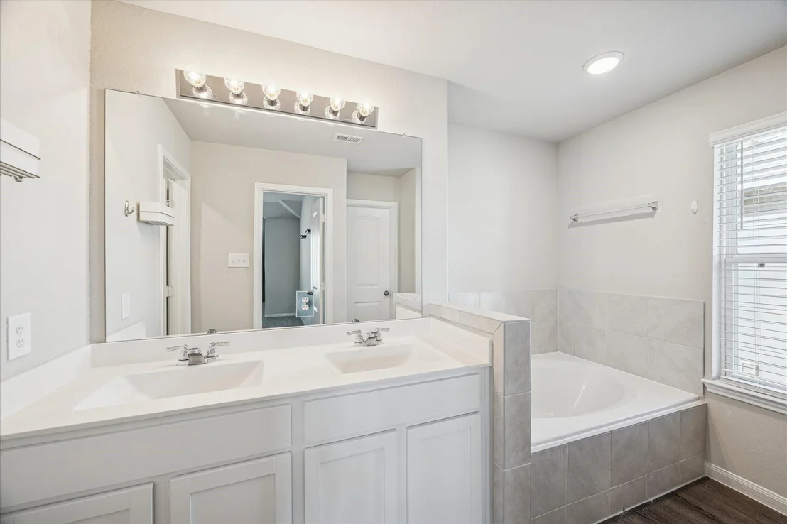 Photo of 2224 Raider Drive