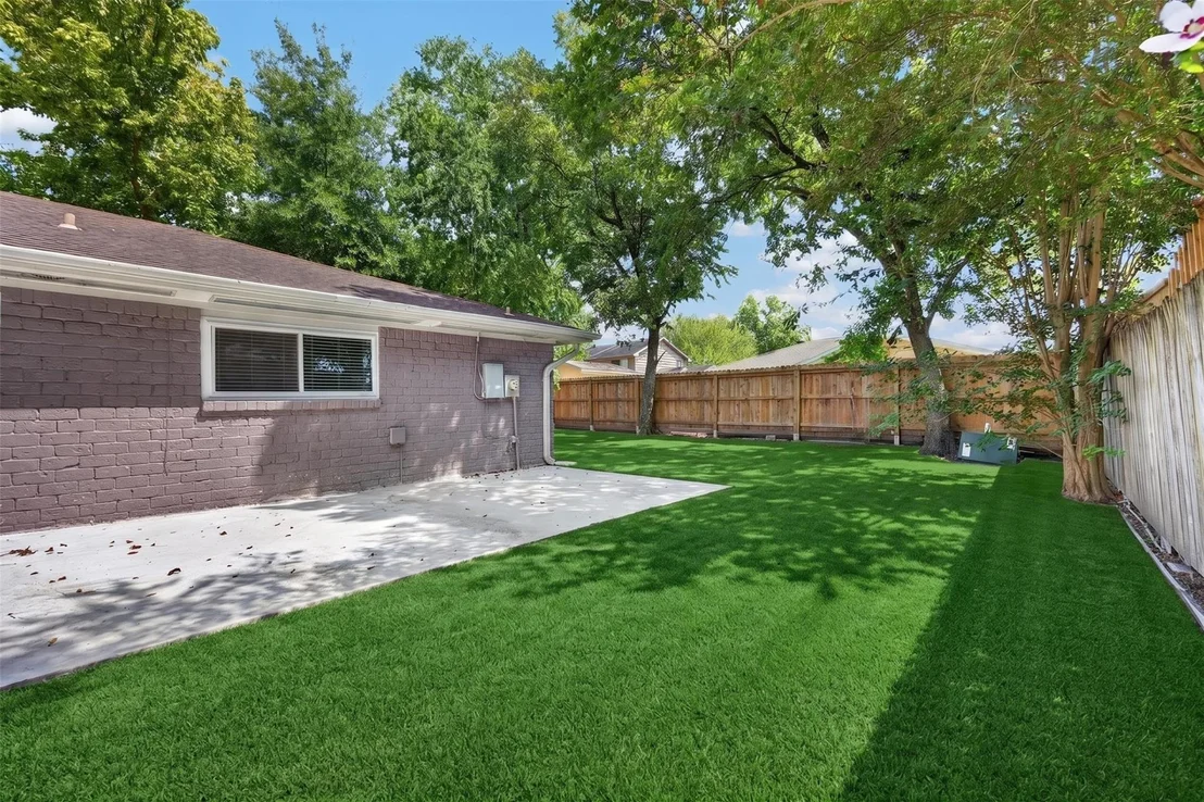 Photo of 11307 Langdon Lane