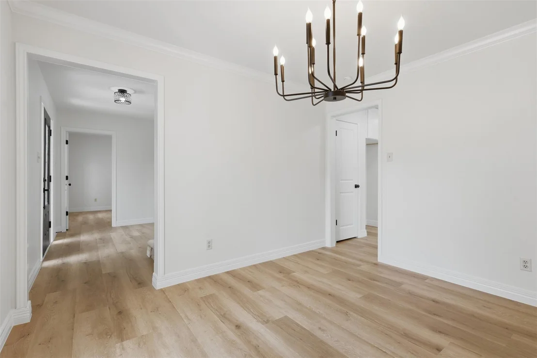 Photo of 16306 Mill Point