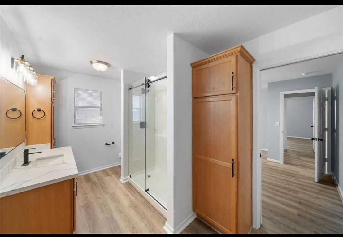 Photo of 2611 Center Street