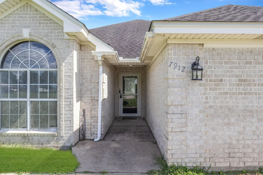 Photo of 7912 South Drive