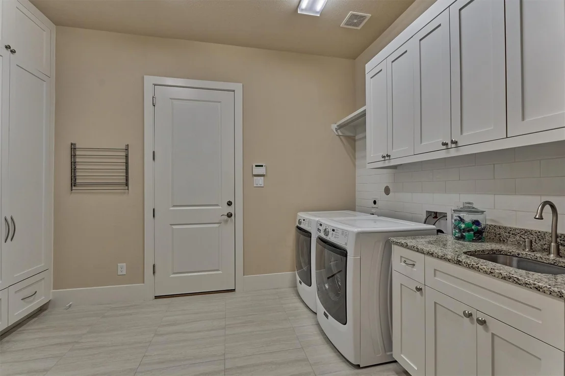 Photo of 35 Pondera Point Drive