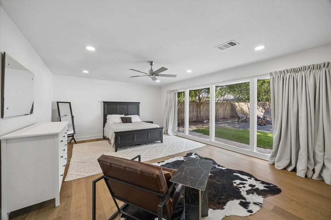 Photo of 2018 Libbey Drive