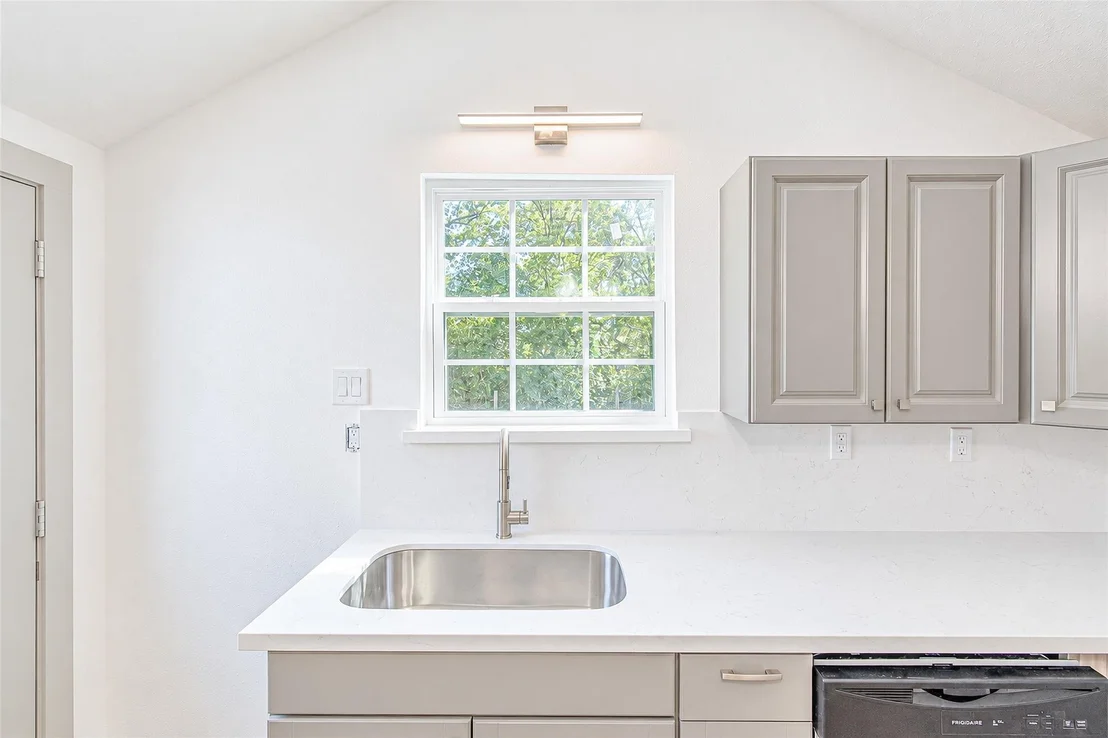 Photo of 9690 Simmons Drive