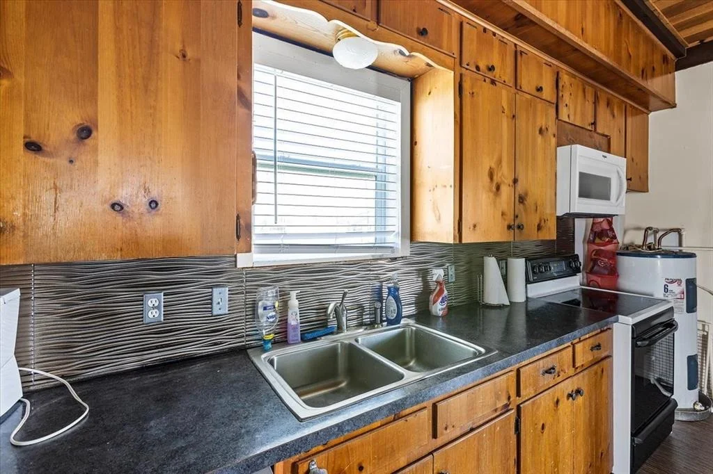 Photo of 308 Jensen Point