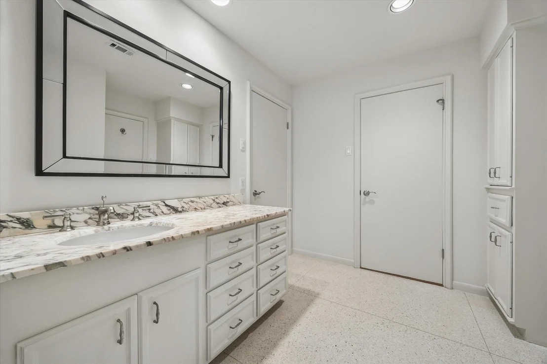 Photo of 242 Maple Valley Road