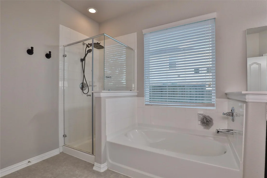 Photo of 107 Forest Bend Court