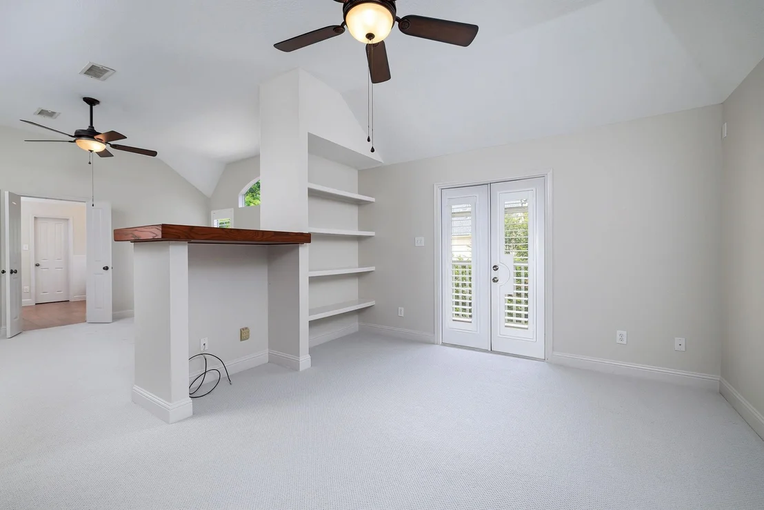 Photo of 18 Doeskin Place