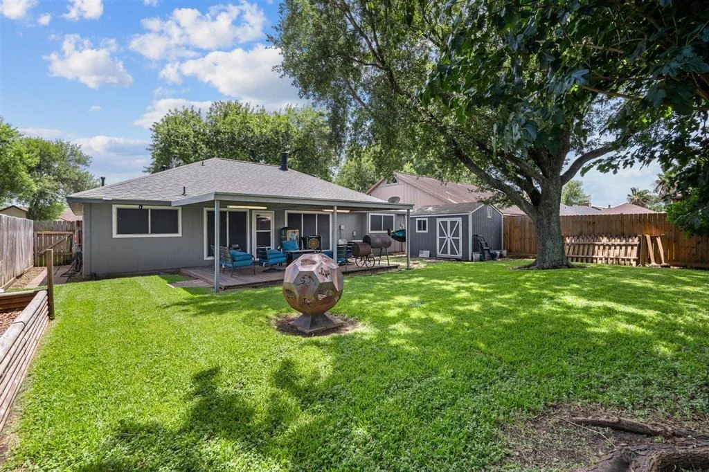 Photo of 10929 Birch Drive