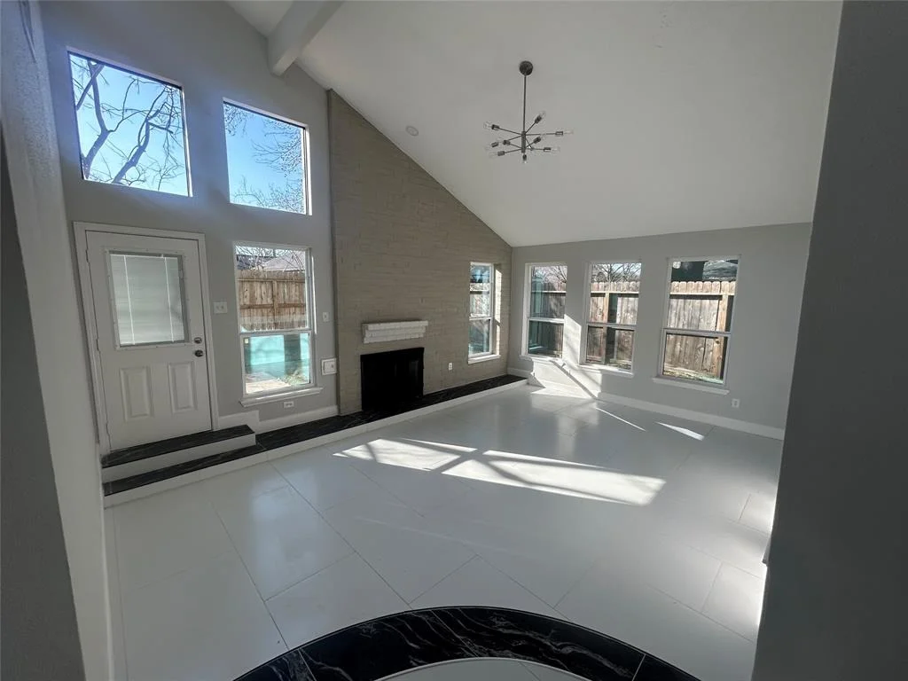 Photo of 6119 Fuller Street