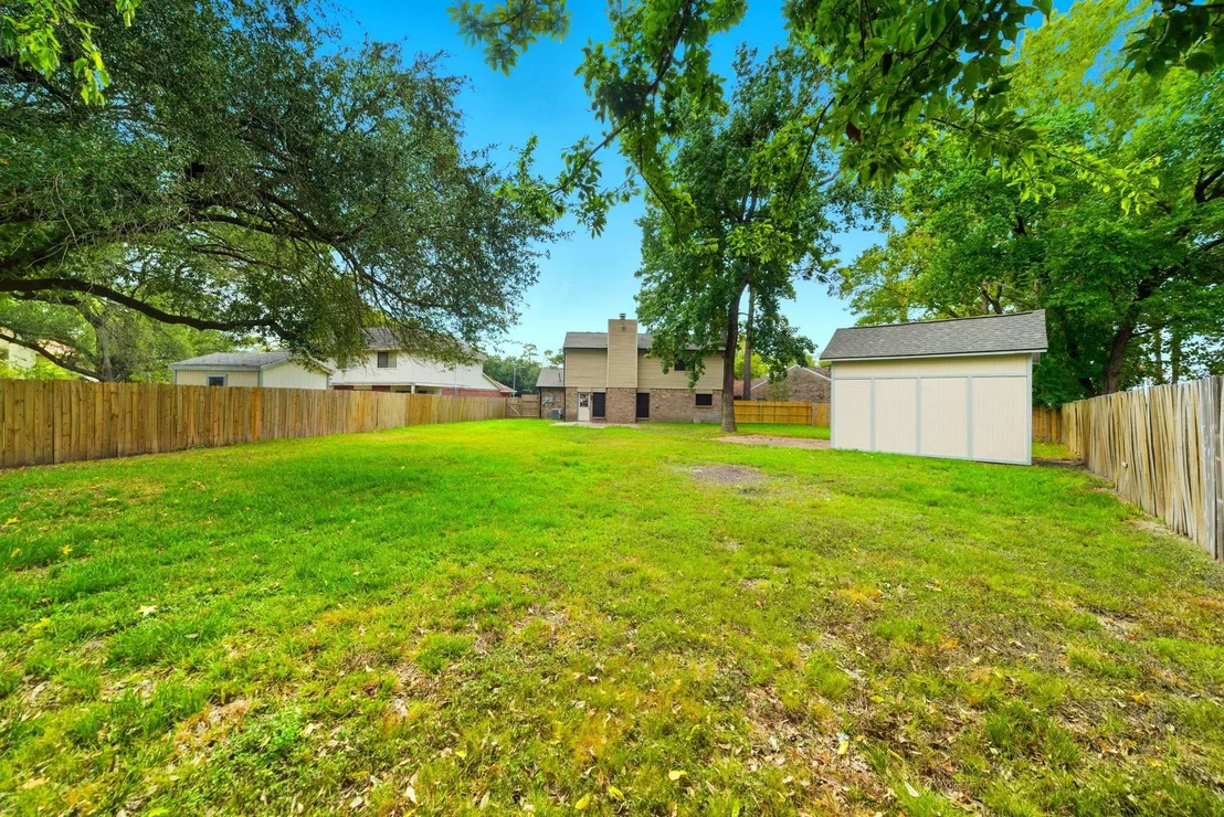 Photo of 7410 Wood Bluff Boulevard