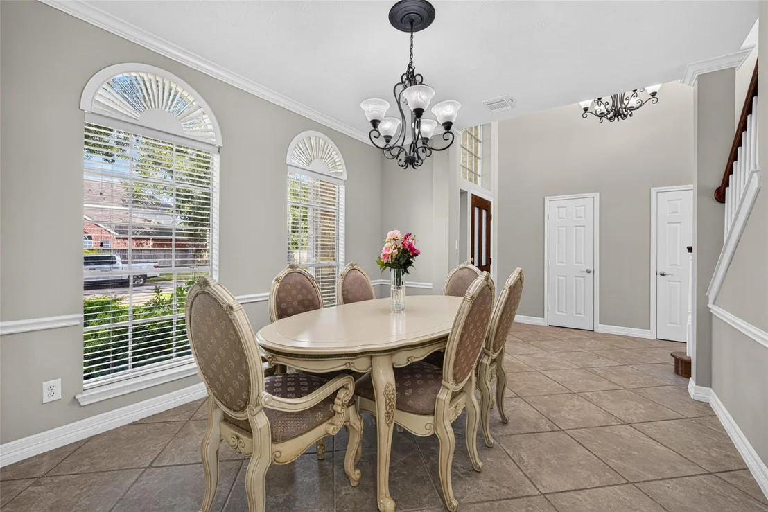 Photo of 1719 Cantigny Lane