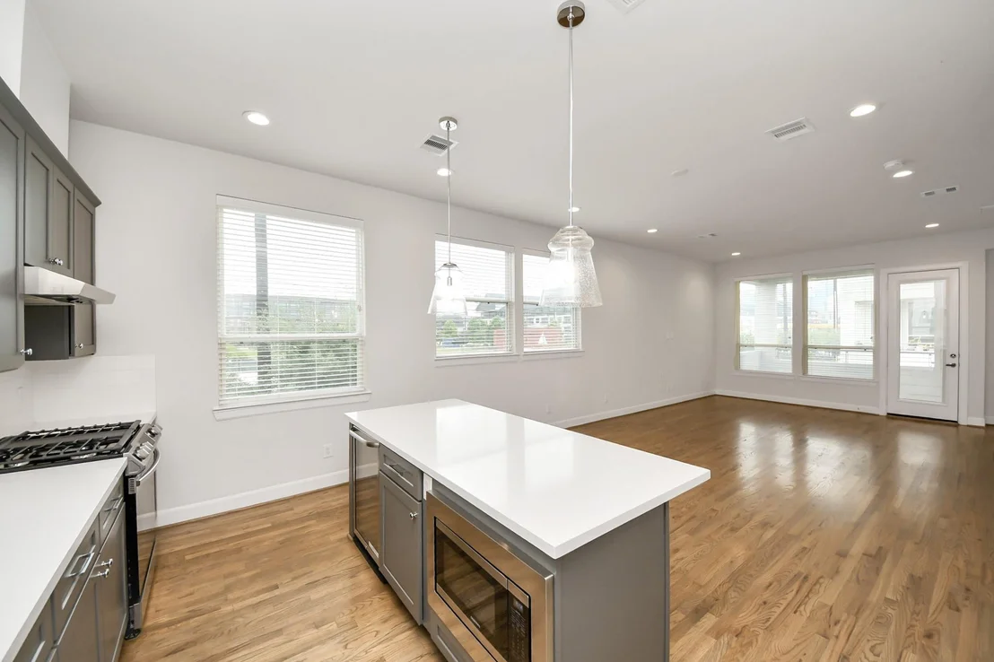 Photo of 2719 Clinton Drive