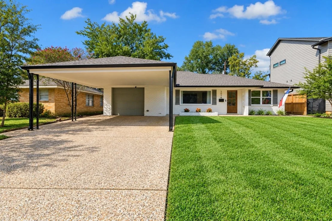 Photo of 2018 Libbey Drive