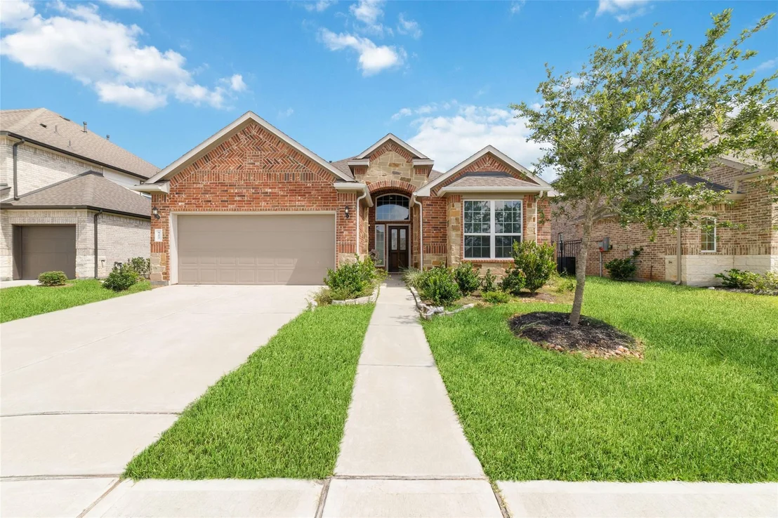 Photo of 77 Carmel Drive