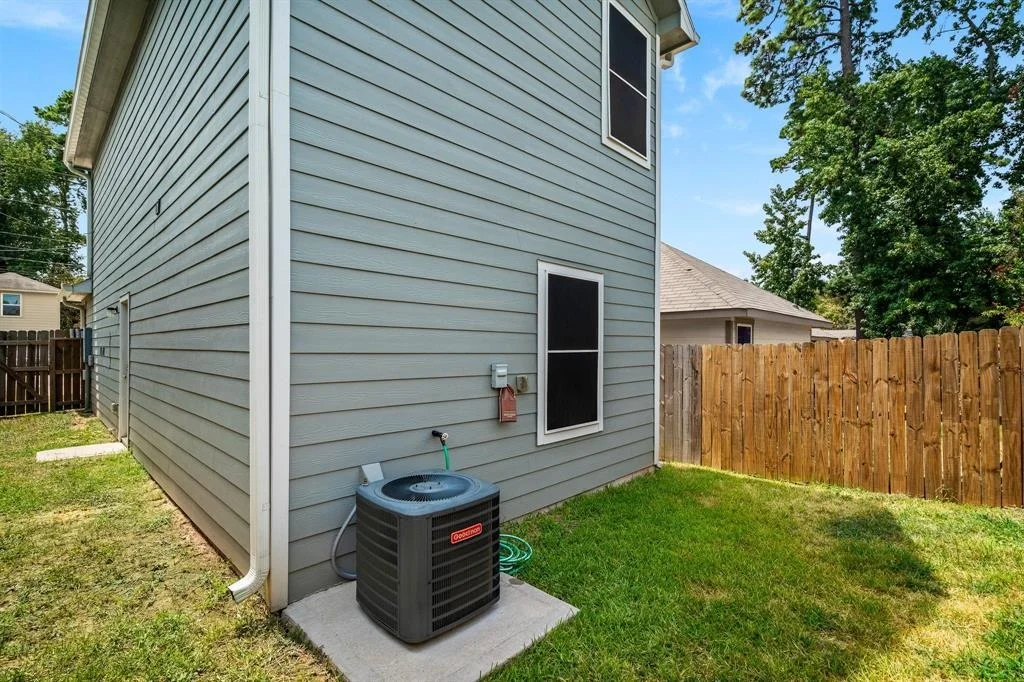 Photo of 16686 E Hammon