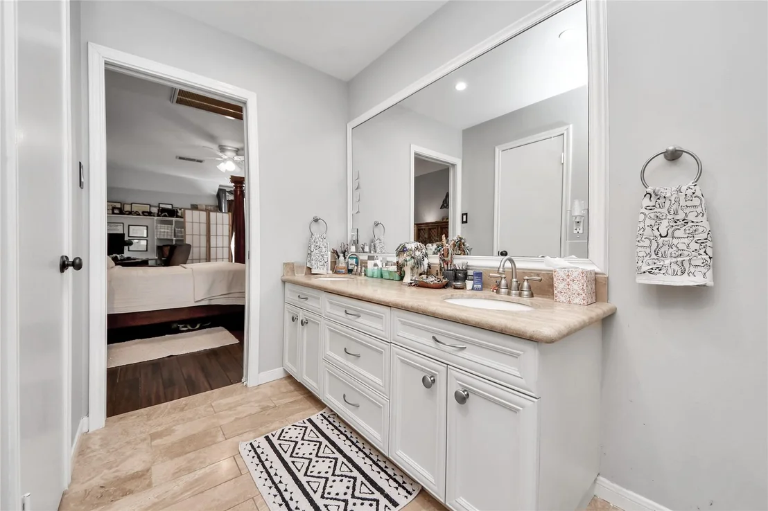 Photo of 18010 Bambriar Drive
