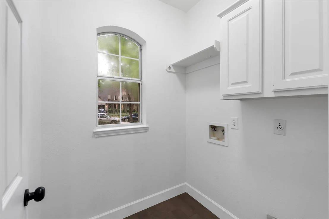 Photo of 55 Terraglen Dr