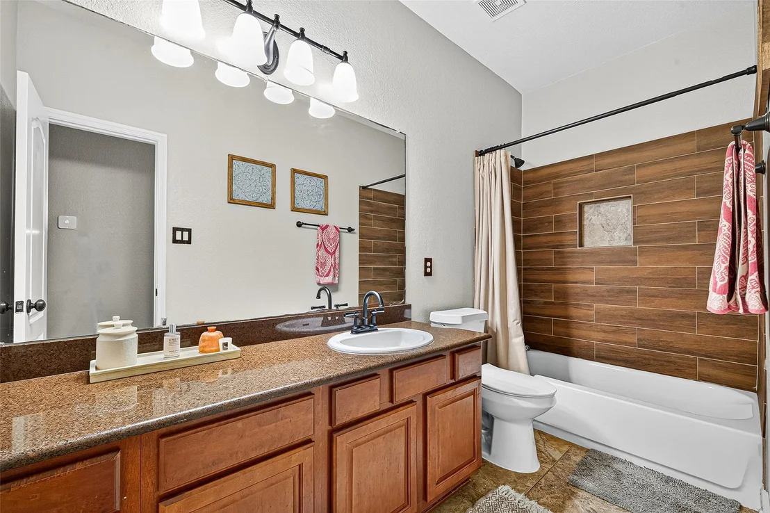 Photo of 16202 Peach Bluff Lane