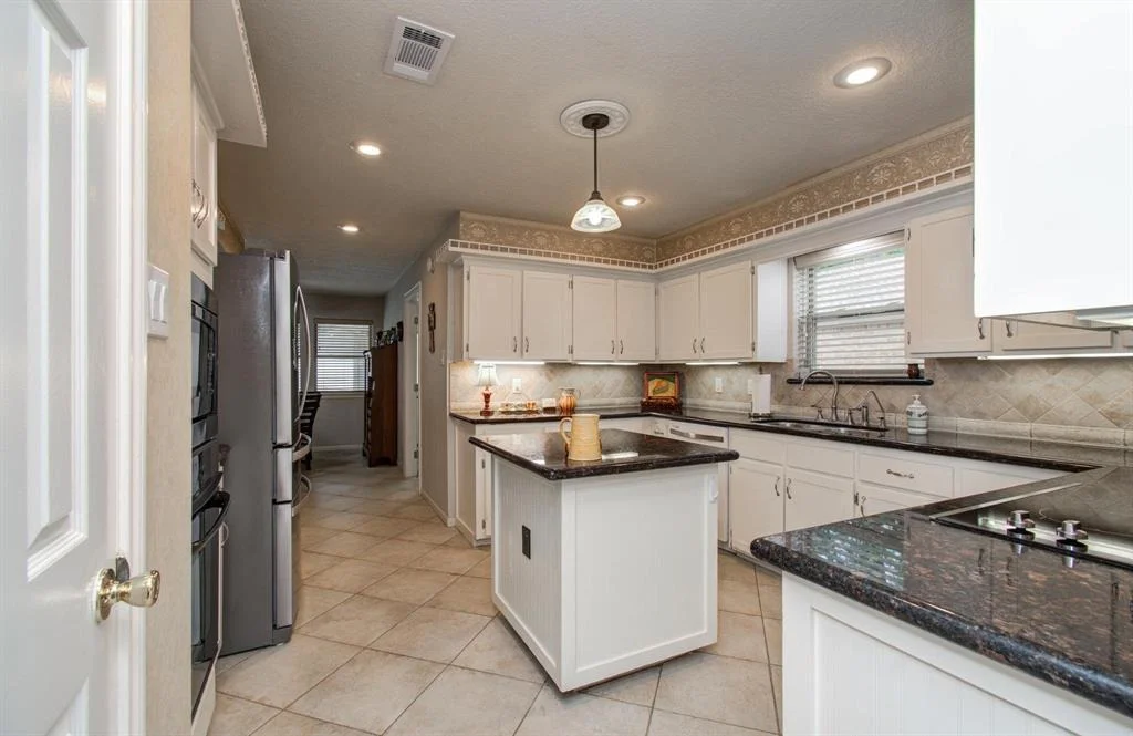 Photo of 16615 Sir William Drive
