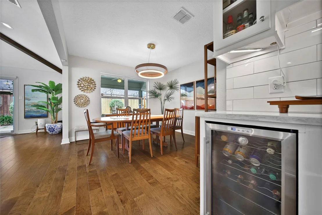 Photo of 1503 W T C Jester Boulevard