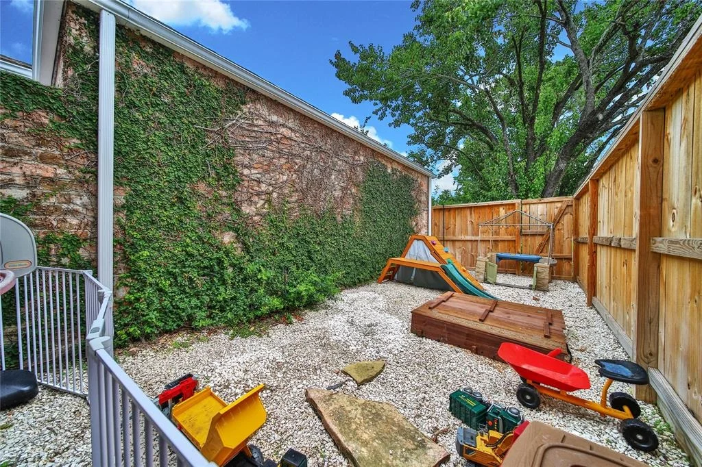 Photo of 10203 Briar Rose Drive