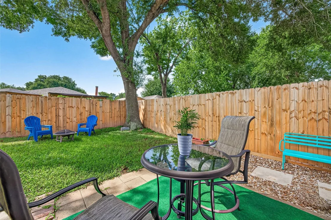 Photo of 6718 Bluebottle Lane