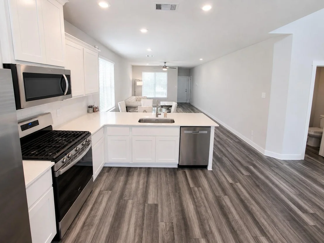 Photo of 702 Granger Lane