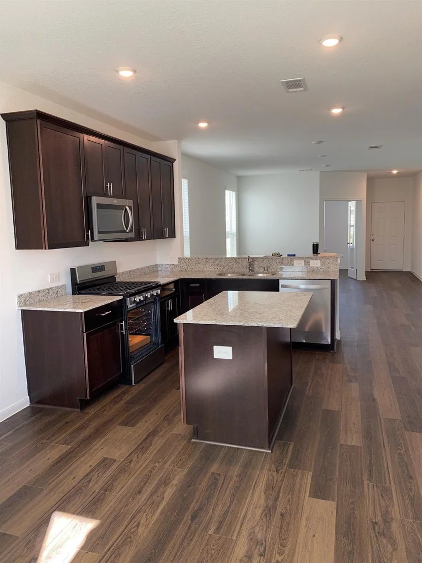 Photo of 5718 Finely Run Street