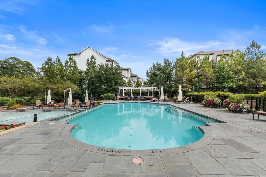 Photo of 19 E Breezy Way
