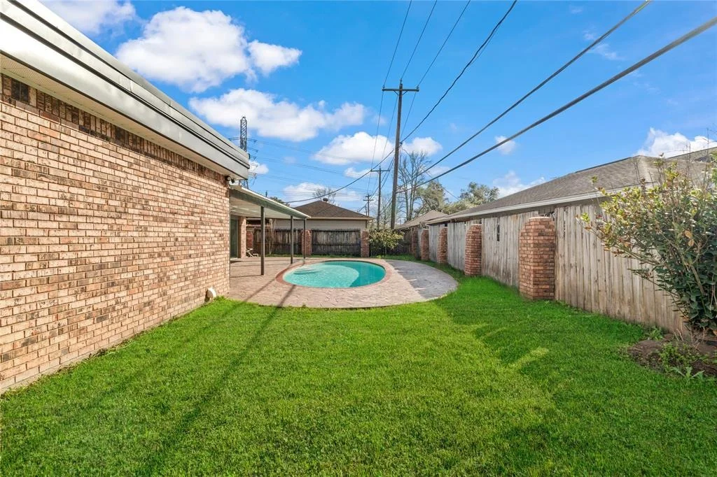 Photo of 8414 Glenloch Drive