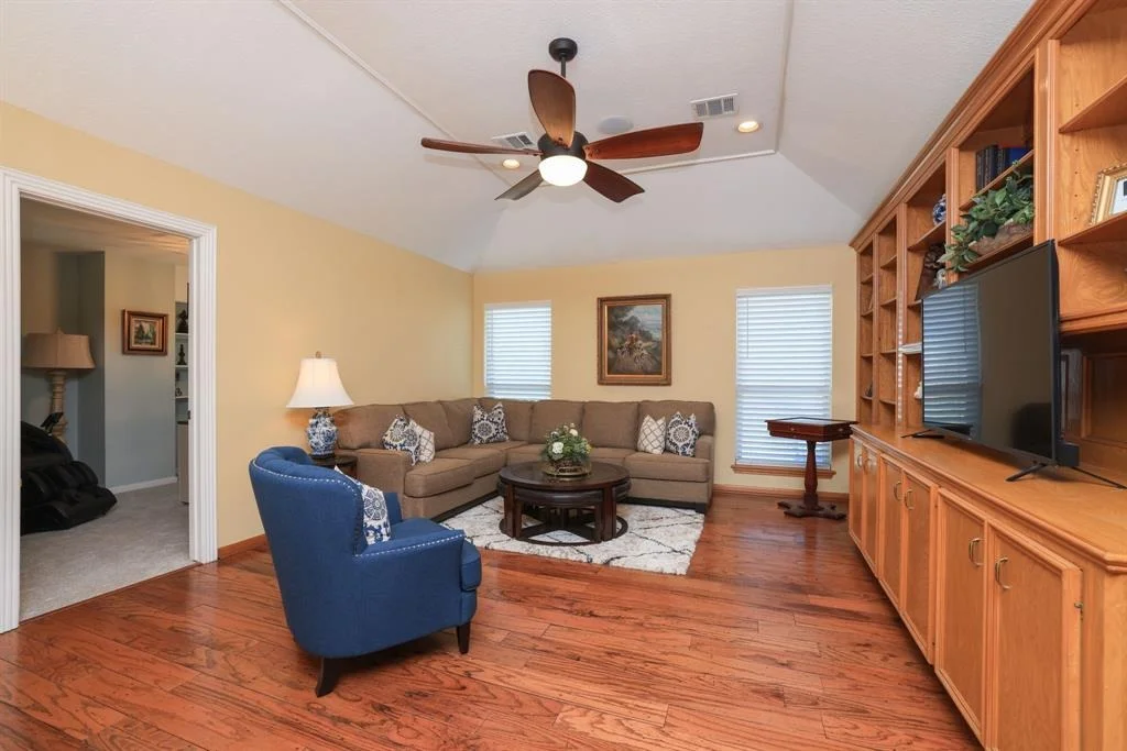 Photo of 17102 Oak Dale Drive