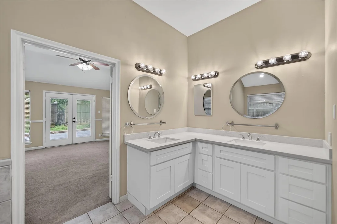 Photo of 22918 Glenover Drive