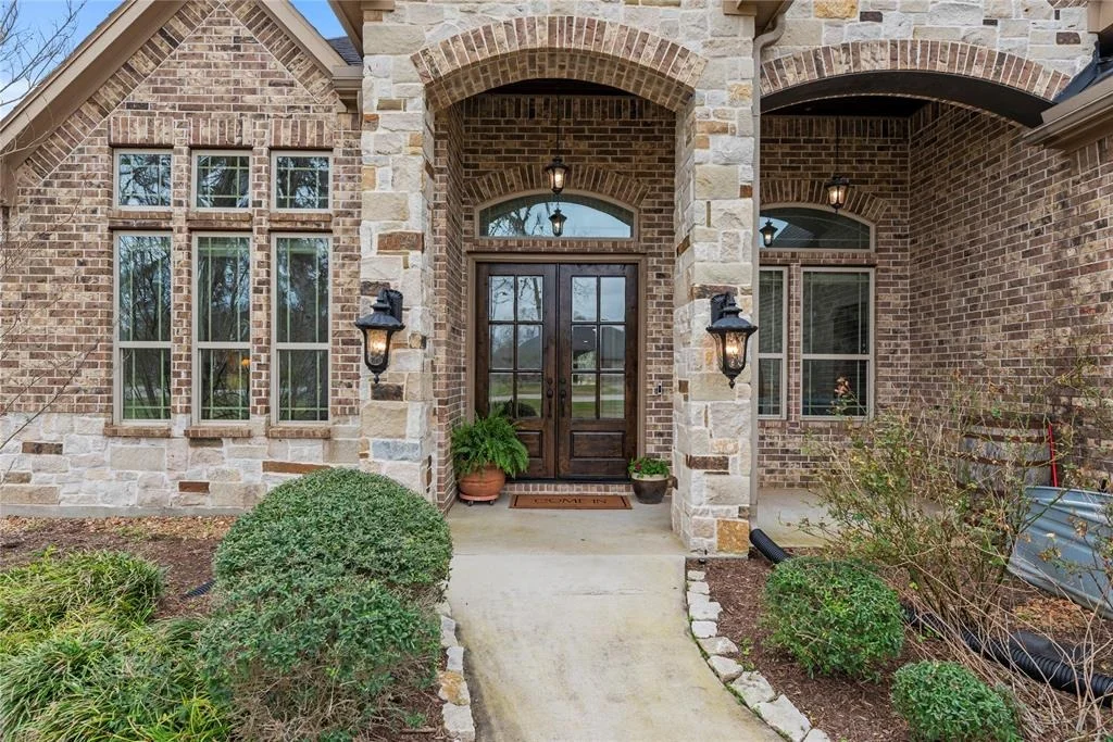 Photo of 32711 Wales Circle