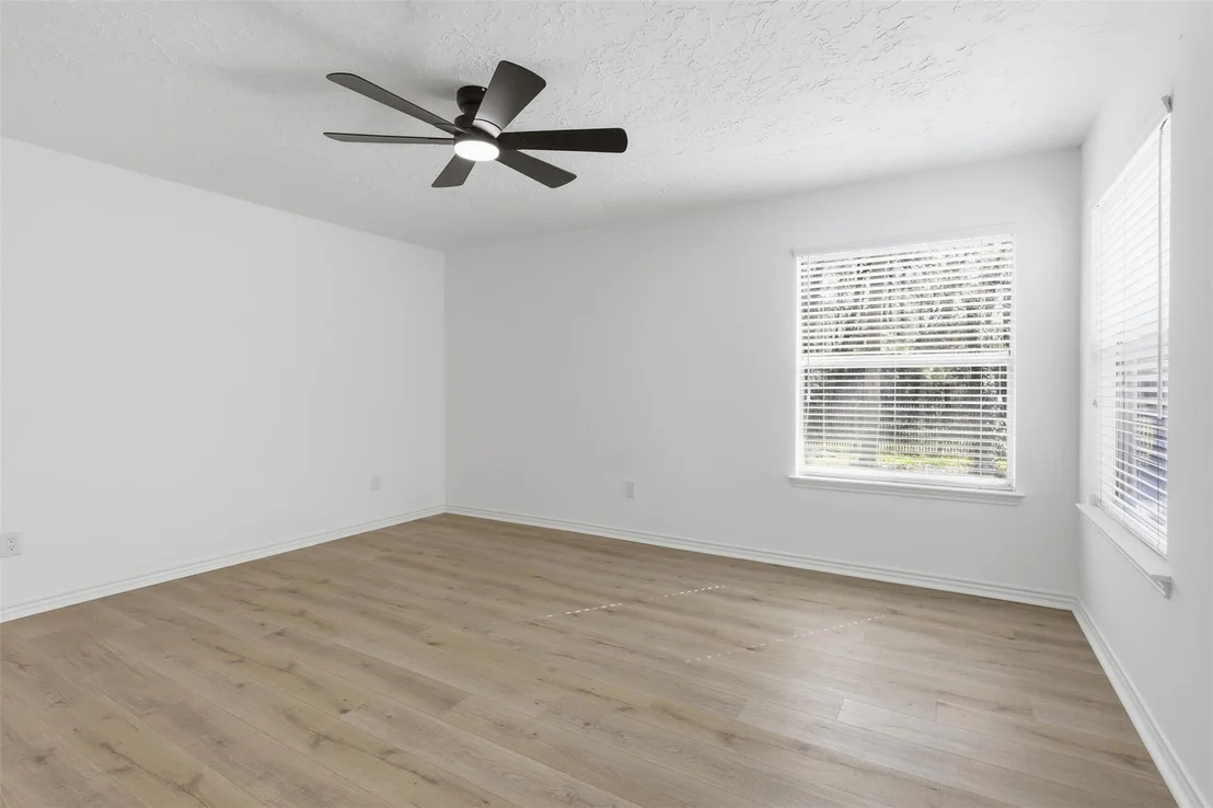 Photo of 12 Rosedale Brook Court