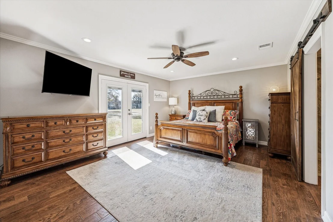 Photo of 2489 Bartlett Road