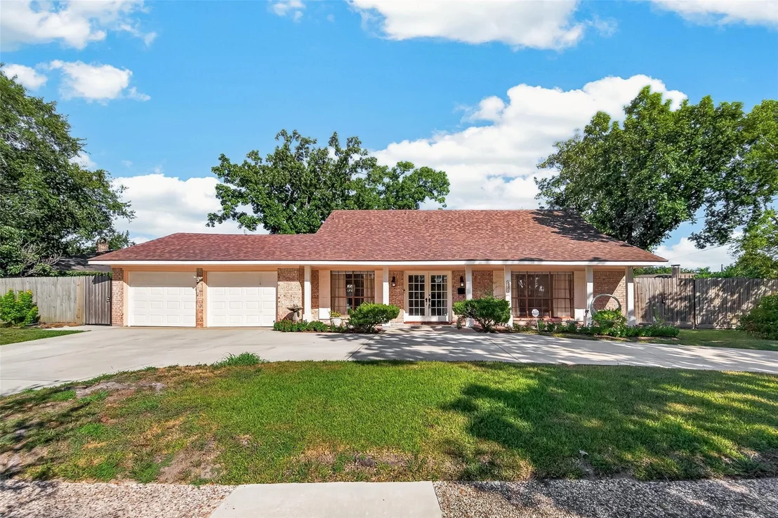 Photo of 6710 Burning Tree Drive