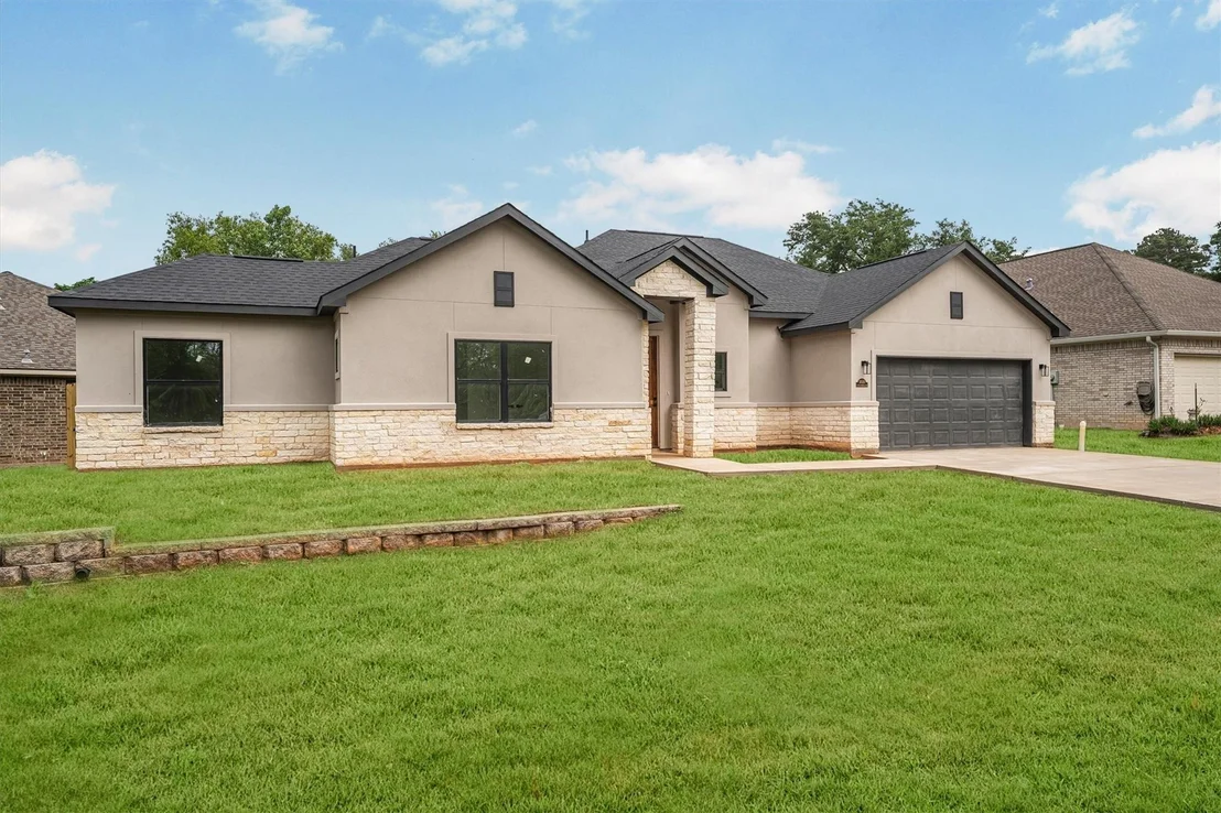 Photo of 10510 Twin Circles Dr
