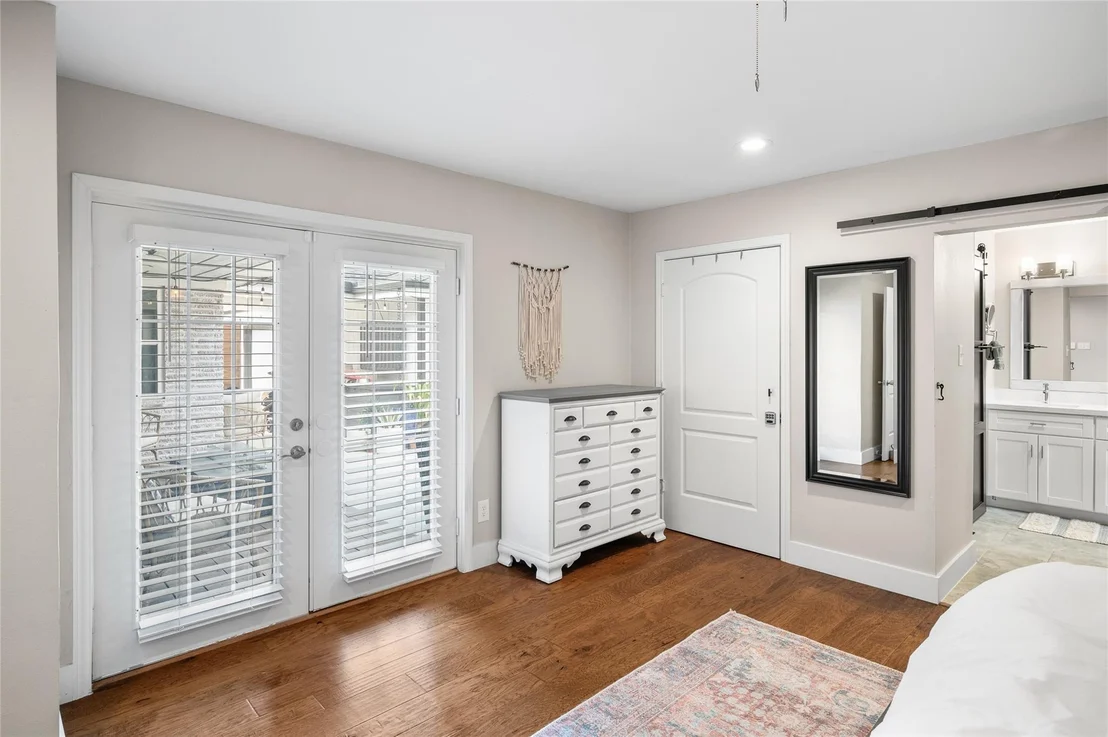 Photo of 10622 Riverview Drive