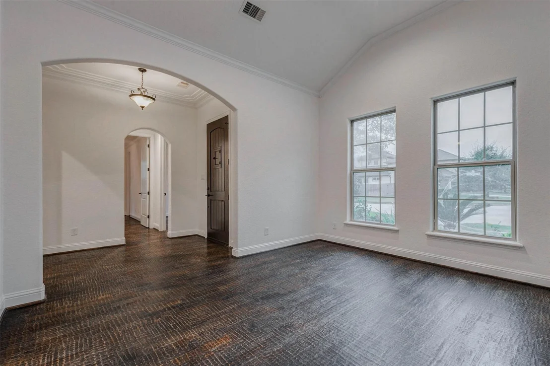 Photo of 28986 Twisted Oak Drive