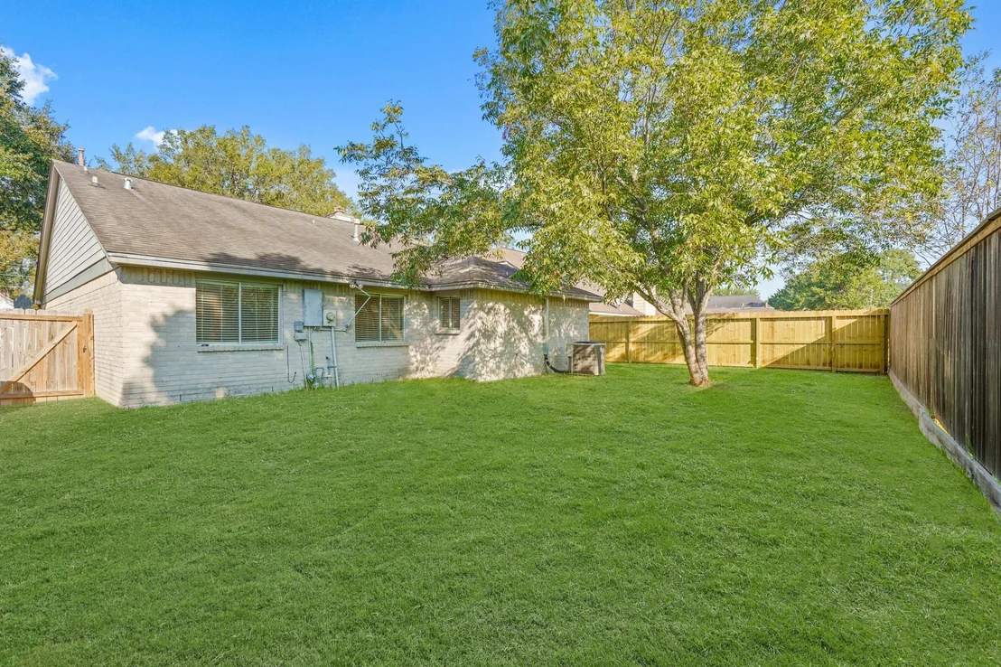 Photo of 5922 Cape Hatteras Drive