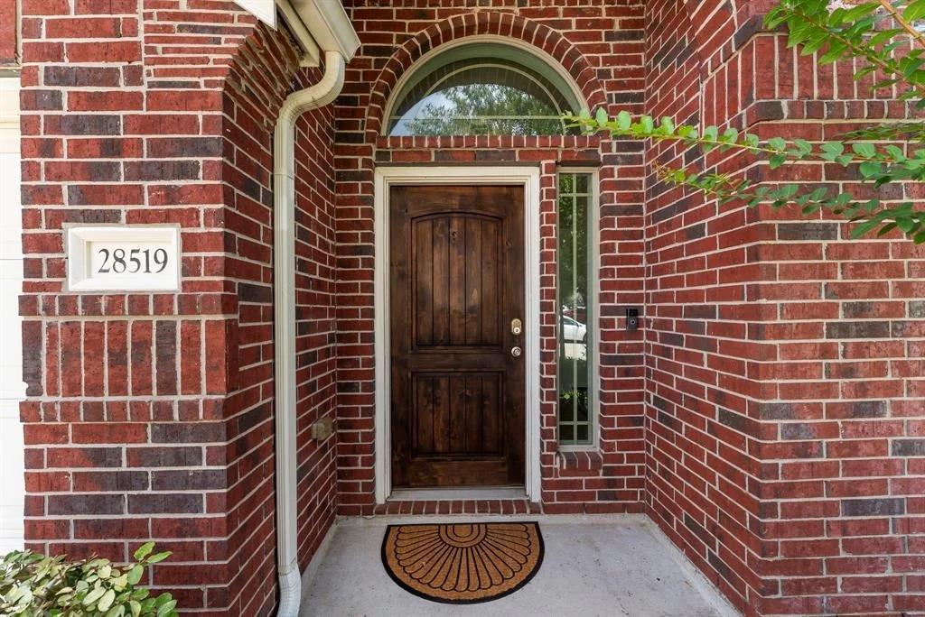 Photo of 28519 Lockeridge View Drive