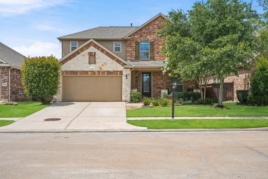Photo of 6322 Wolf Run Drive
