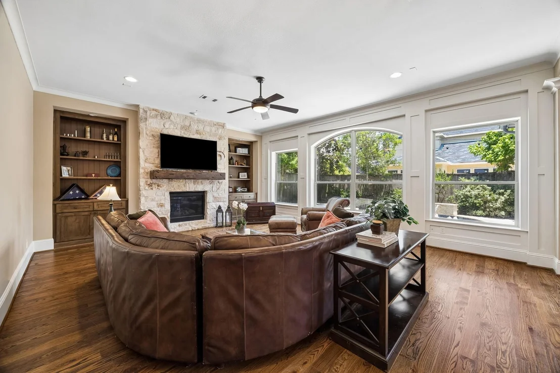 Photo of 1360 Chippendale Road