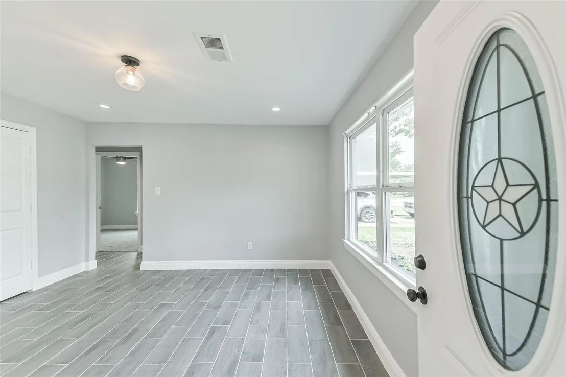 Photo of 8711 Othello Street