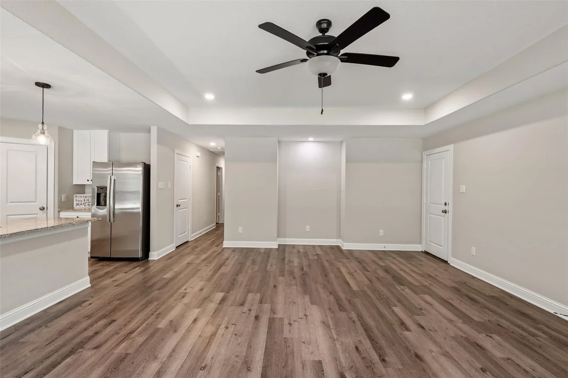 Photo of 15843 Oak Drive