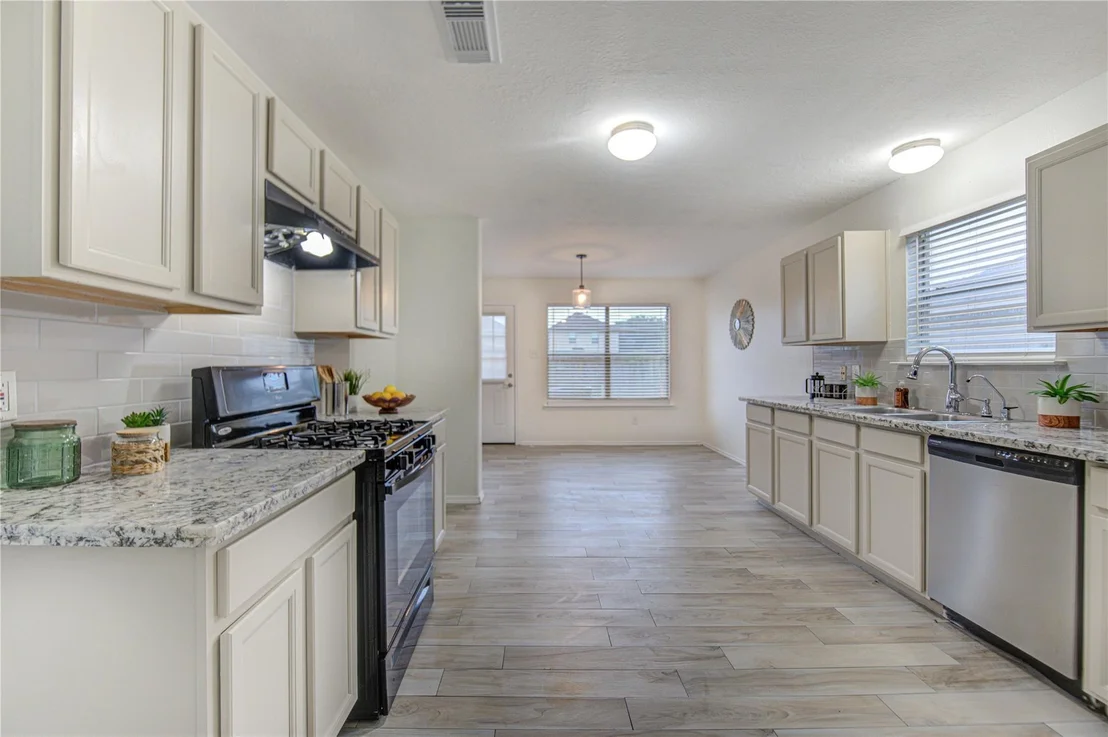 Photo of 9926 Myrtle Field Lane