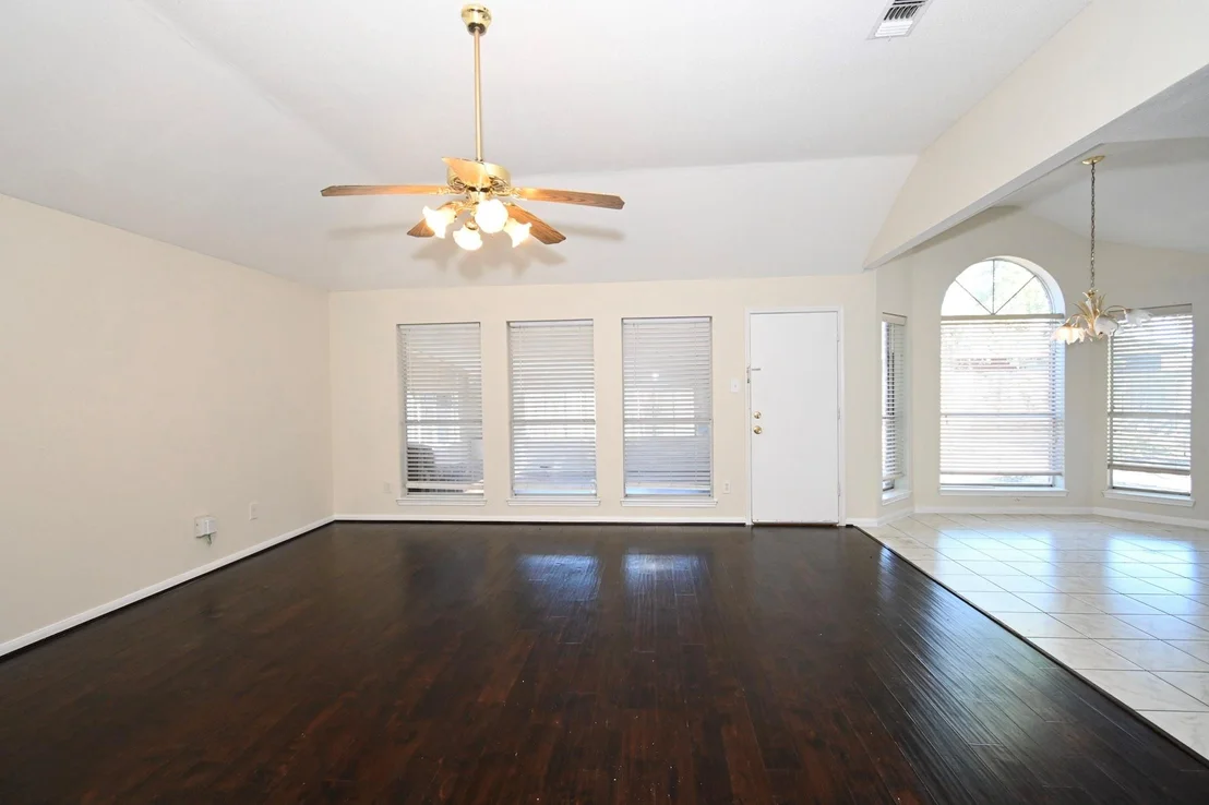 Photo of 7854 Log Hollow Drive