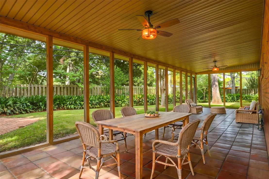 Photo of 904 Winston Drive