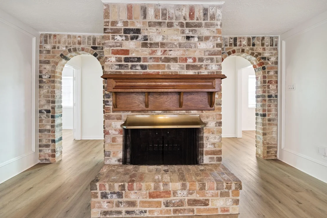 Photo of 25402 Lynbriar Lane